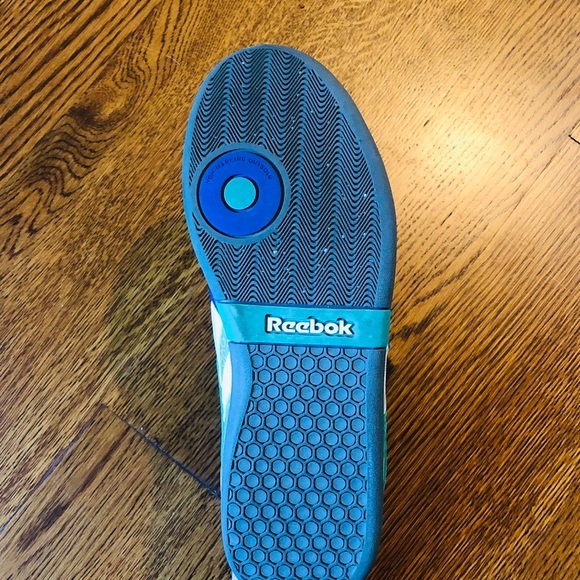 Reebok Classic High Tops | Size 6 - Picture 8 of 10